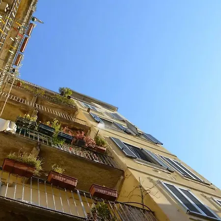 Alzaia Contemporary ميلان