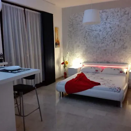 Mecenate Cozy Flat Apartment Mailand