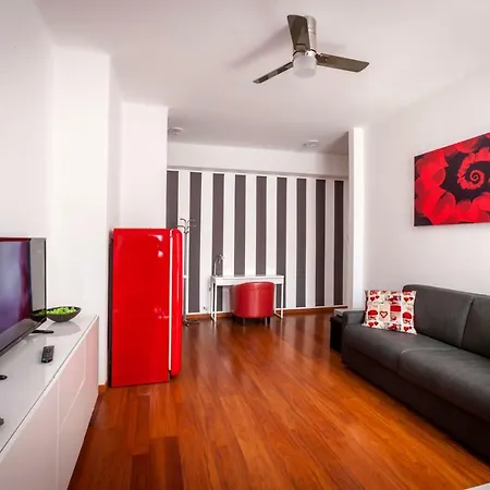 Daire Bright House In Milano
