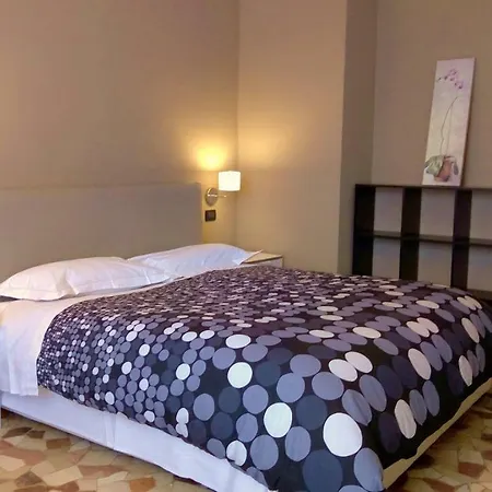 Novegro Linate 101 דירה *