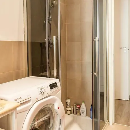 Wonderful And Strategic Apt In Sant'agostino Apartamento