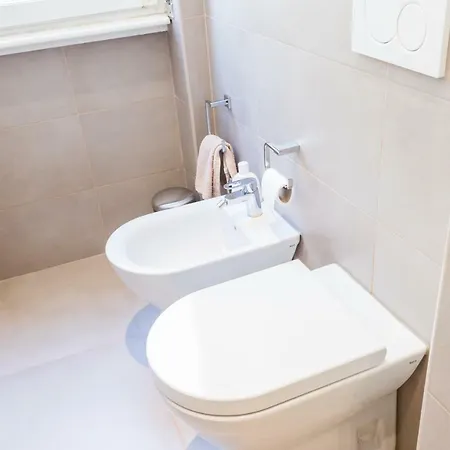 Wonderful And Strategic Apt In Sant'agostino Apartamento