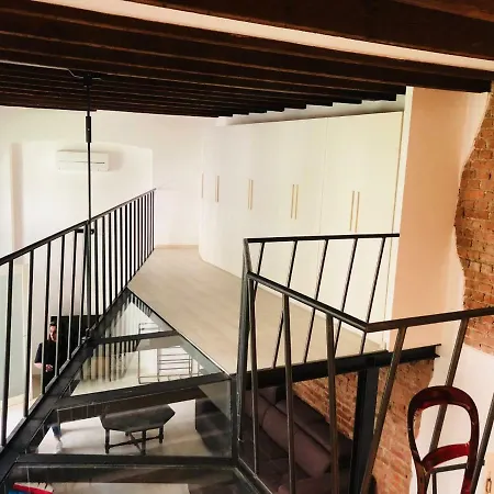Ugo Bassi - Loft Isola Milano