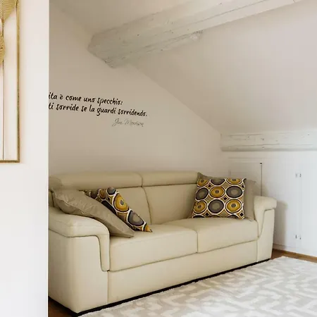 Spazio M&m Via Augusto Anfossi 10 *