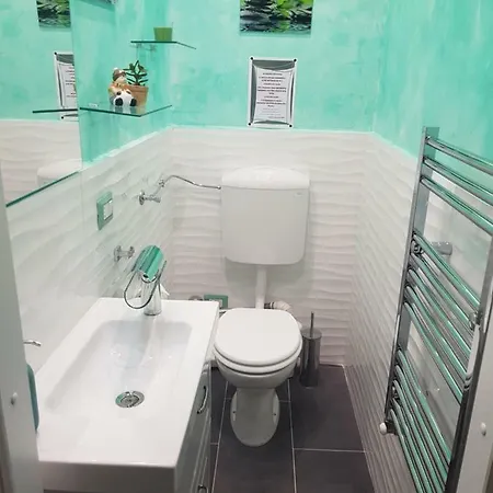 In Certosa Station Apartamento *