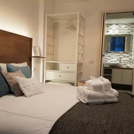 M.h.s. Apartman Milánó