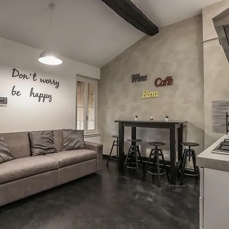 Appartement Stylish Near Duomo Milan