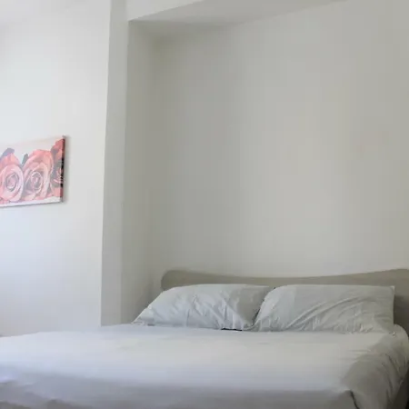 Zubed Apartments-via Carlo Farini * Μιλάνο