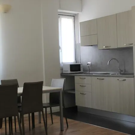 Zubed Apartments-via Carlo Farini Διαμέρισμα