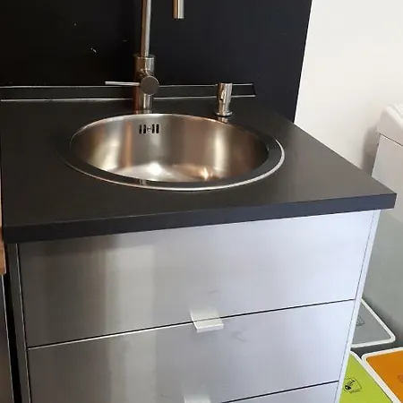 Abruzzi 17 Politecnico-porta Venezia Quiet And Large With Kitchen Gasthof *