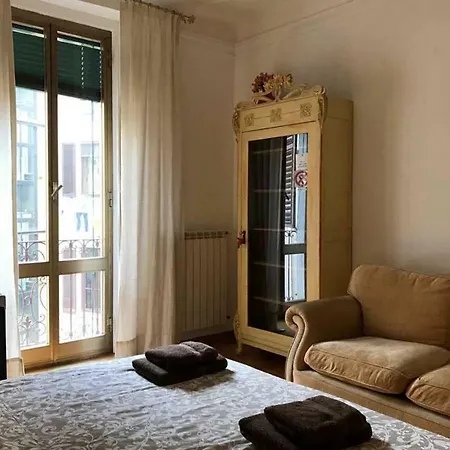 Via Paracelso, 5 * 밀라노