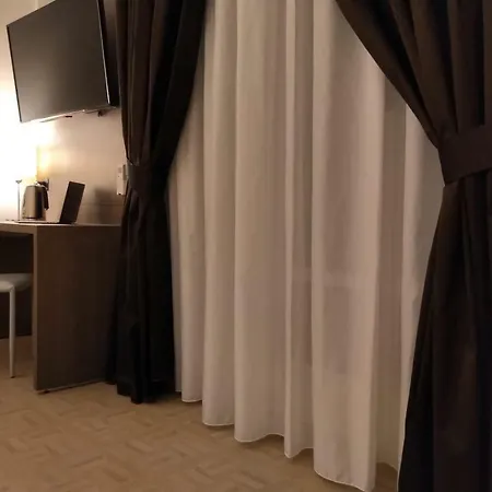 Guest house Brain Ca' Granda 2*