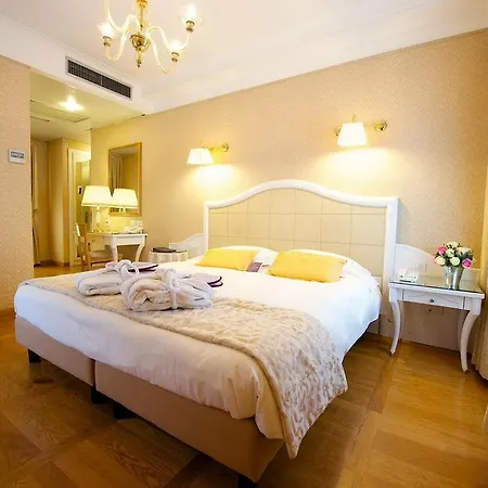 Mercure Centro Szálloda Milánó