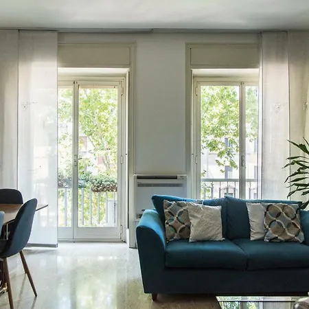 Spacious Modern Flat In A Lively Area * Milano