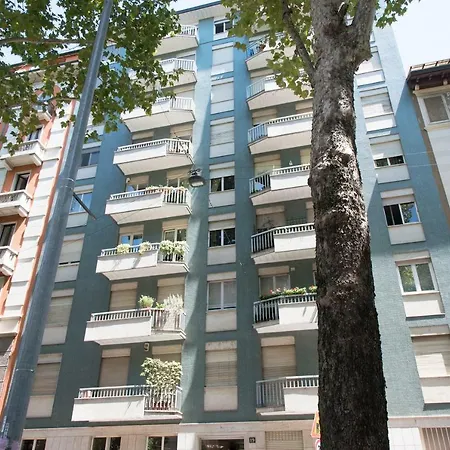 Spacious Modern Flat In A Lively Area * Milano