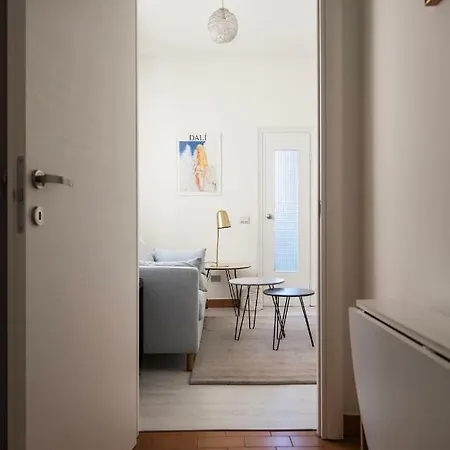 Spacious Modern Flat In A Lively Area Lägenhet