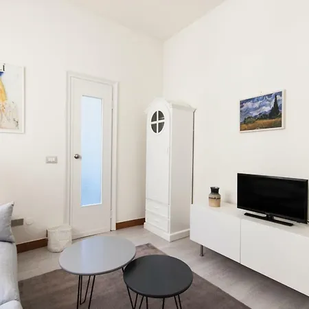 Spacious Modern Flat In A Lively Area * Milano