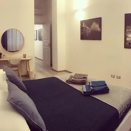 Lovely - Brand New Stylish In Navigli Area ميلان