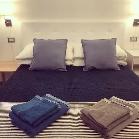 شقة Lovely - Brand New Stylish In Navigli Area
