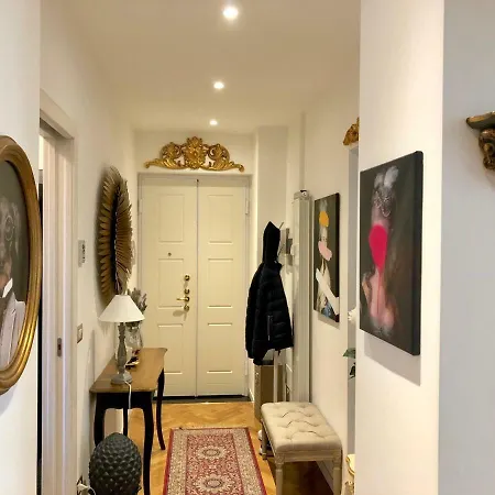 Milanese Luxury *