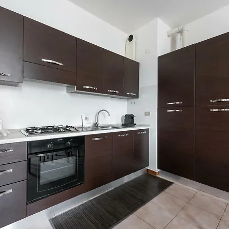 Апартаменты Urban District - Isola Torelli 1br Милан