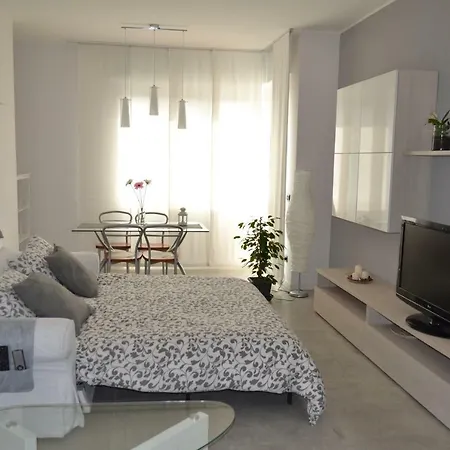 Mm House Tortona *