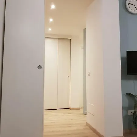 34 Via Giulio Carcano Lejlighed *