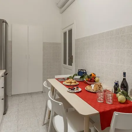Apartment Tailors' Sempione - 2 Bedrooms Milan