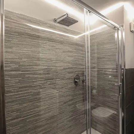 Stylish Near Duomo Appartement *