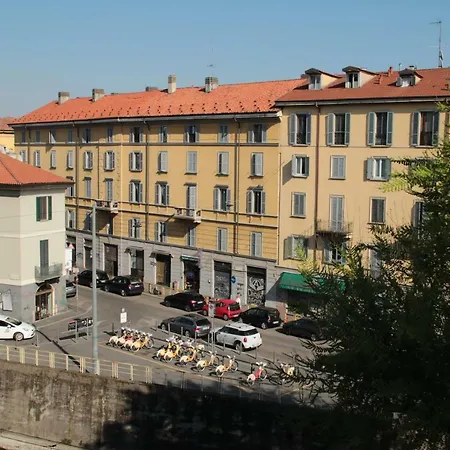 La Casa Sul Naviglio 公寓