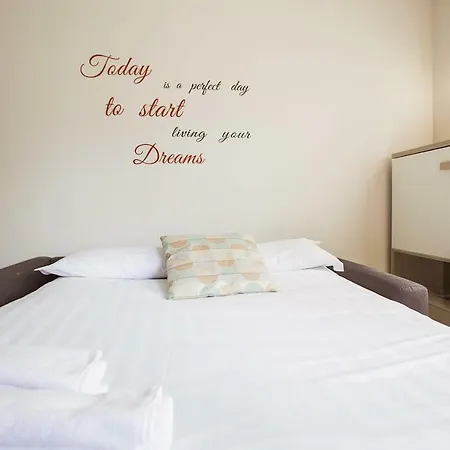 Lorenteggio Apartament Mediolan