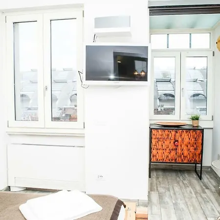 With Amazing Terrace Near Central Station Apartament *