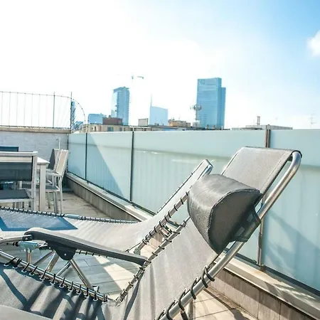 With Amazing Terrace Near Central Station Apartament *
