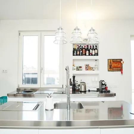 Apartament With Amazing Terrace Near Central Station Mediolan
