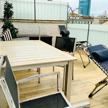 With Amazing Terrace Near Central Station Apartament Mediolan