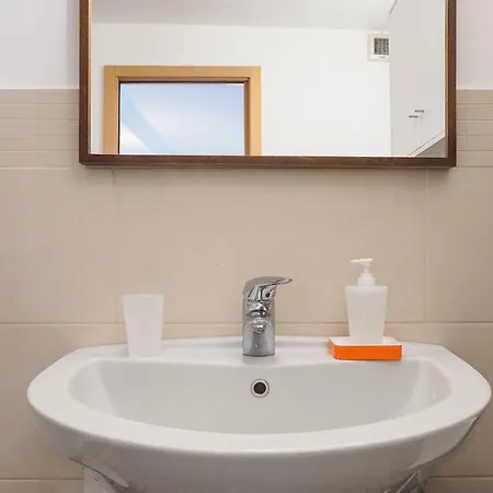 Primopiano - Acerenza Flats * Milan