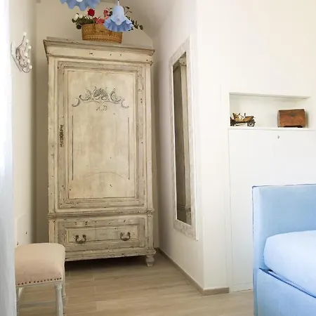 Divina With Terrace - Navigli District - Free Wifi Apartment *