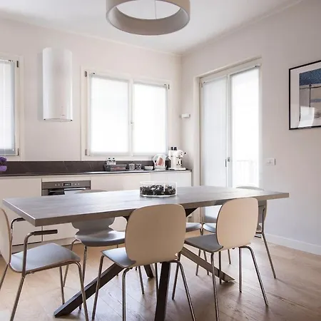 Brand New , Life District 아파트 밀라노