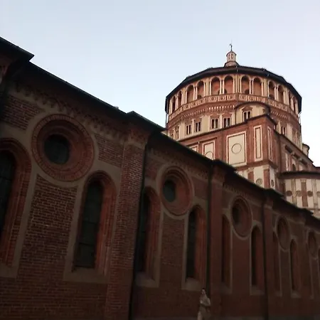 Stanza In Condiviso Arredato