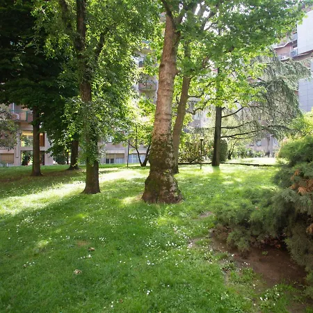 Navigli - Zona Tortona Apartmán *