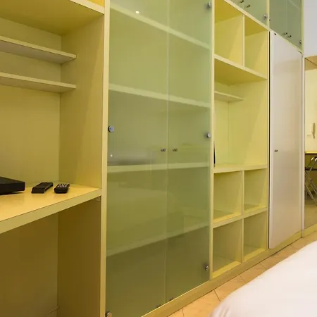 Apartment Porta Romana Halldis