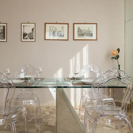 Apartment Hola Milan