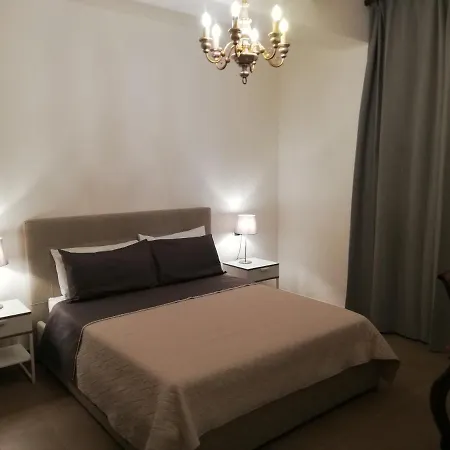 לינה וארוחת בוקר Dreamilan 4*