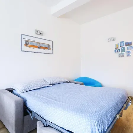 34 Via Giulio Carcano *