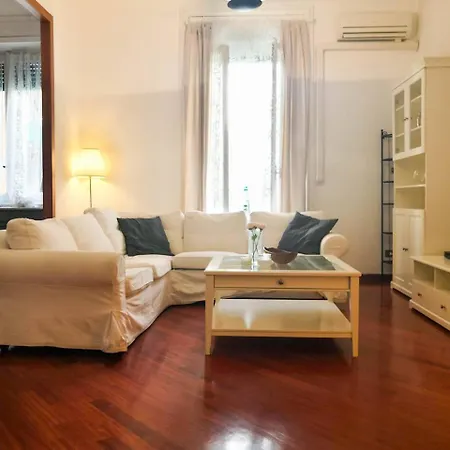 Daire Joivy 1 Bedroom Next To Piazza Leonardo Da Vinci *