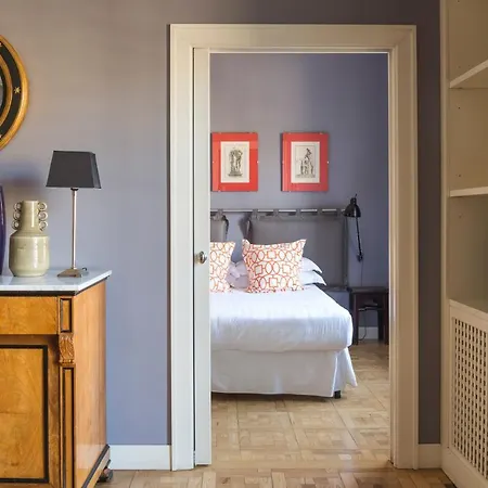 Charming Apartment, A Unique Home, 2 Bedrooms * Milán