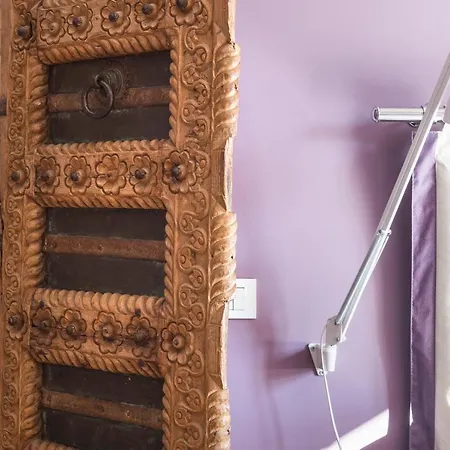 Charming Apartment, A Unique Home, 2 Bedrooms *