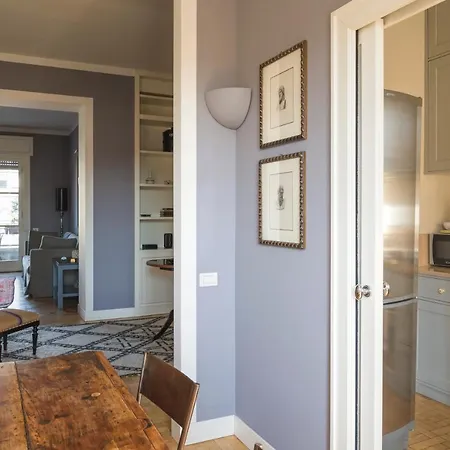 Charming Apartment, A Unique Home, 2 Bedrooms * Milán