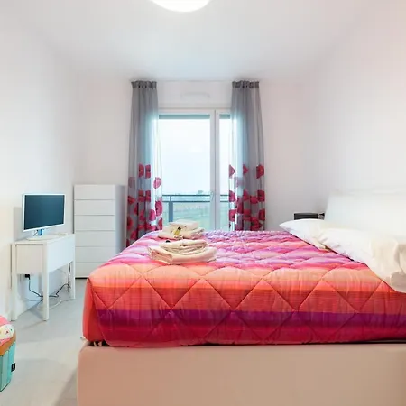 Fiera Flat With Garage Daire