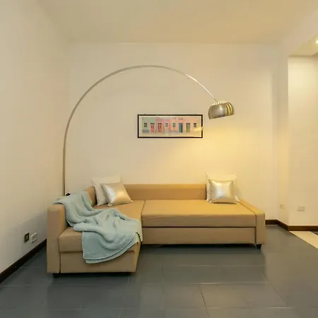Close To Corso Vercelli Appartement